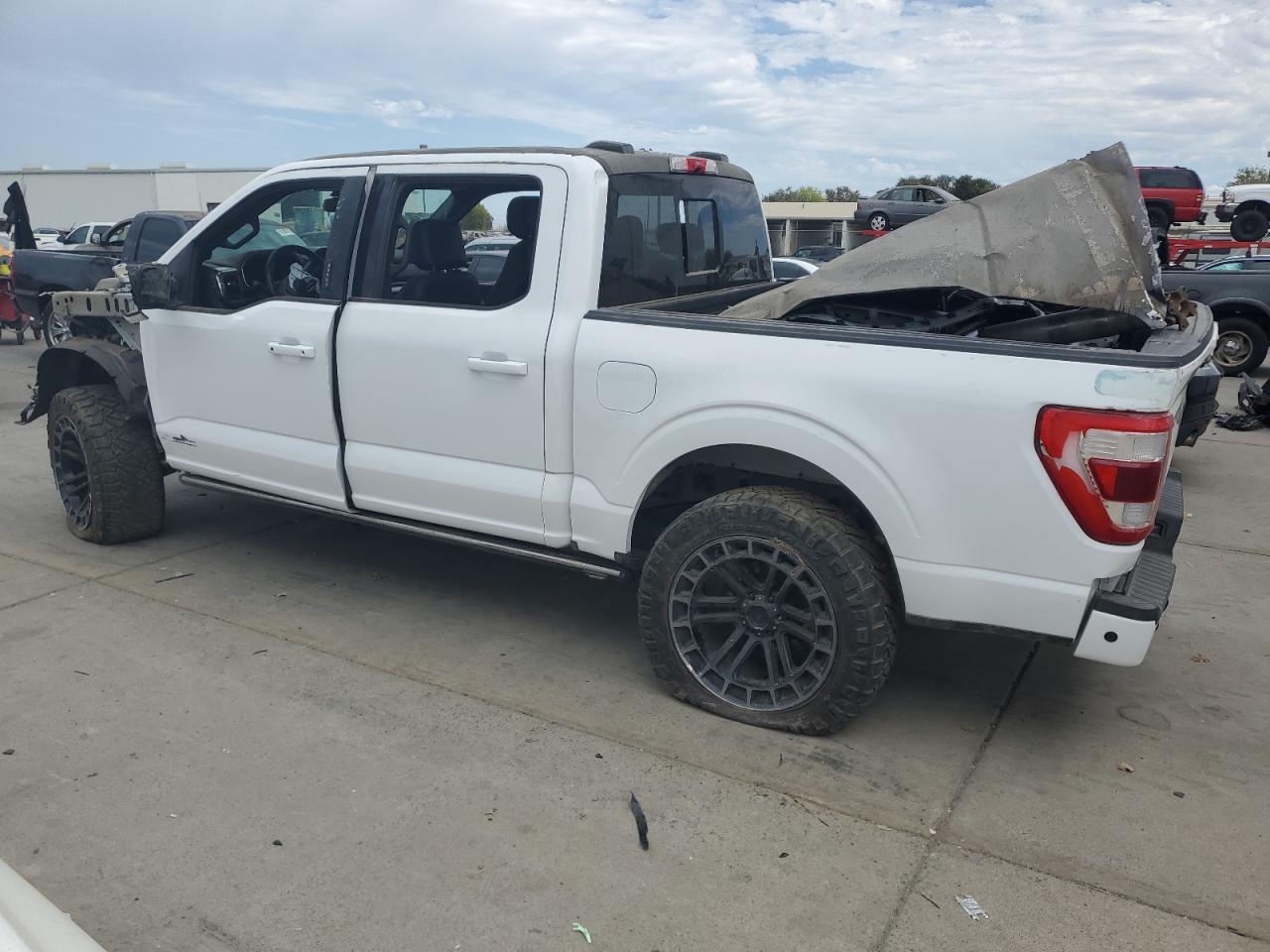 2022 Ford F150 Supercrew - Фото 2
