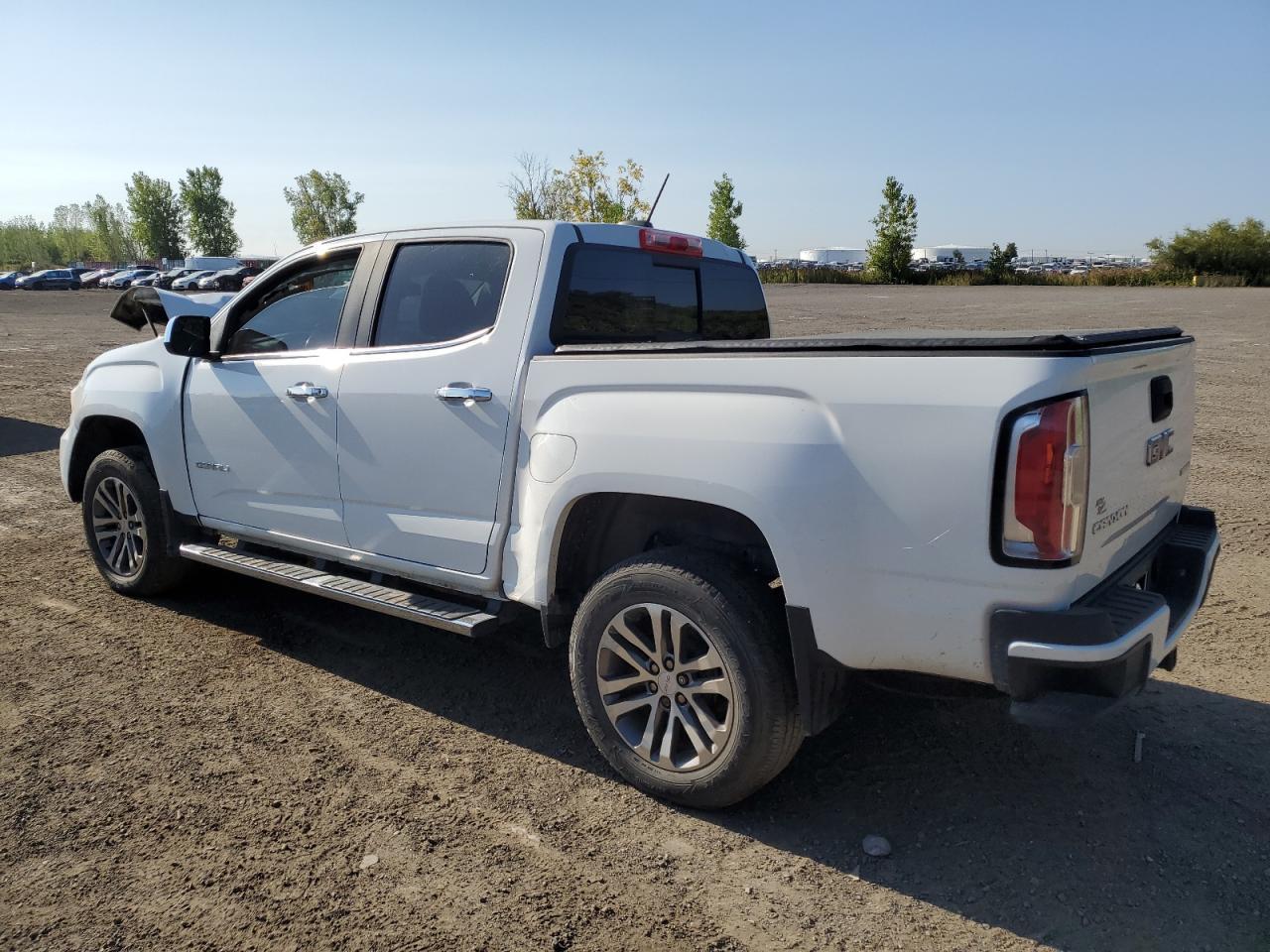 2018 GMC Canyon Denali - Image 2
