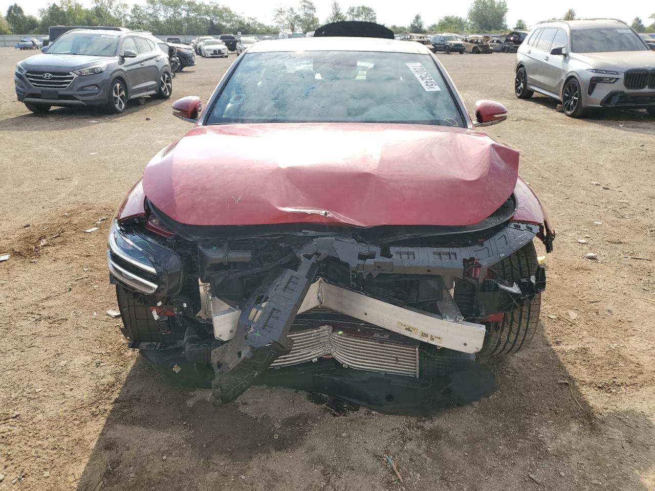 2023 Genesis G70 Base - Фото 5