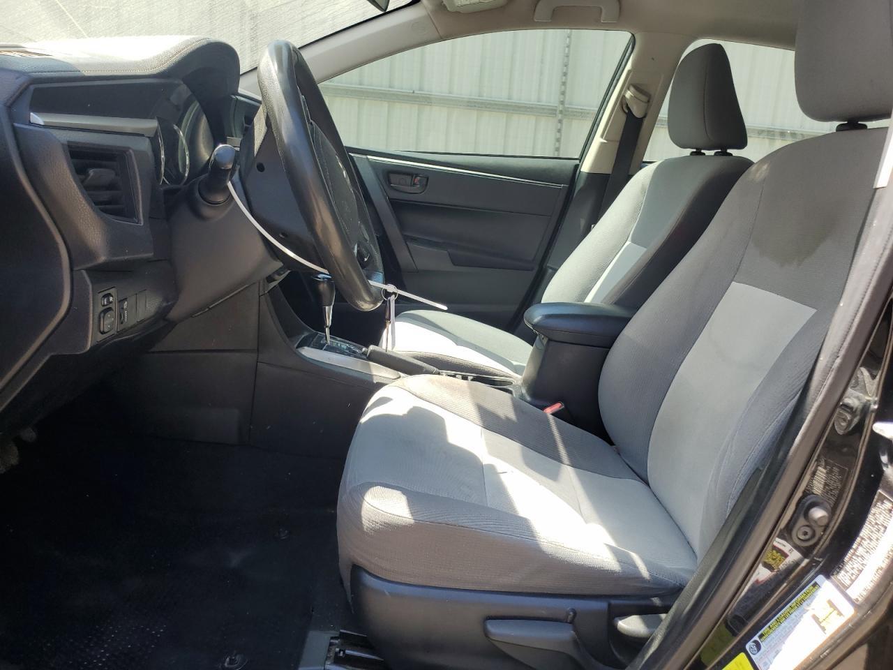 2015 Toyota Corolla L - Фото 7