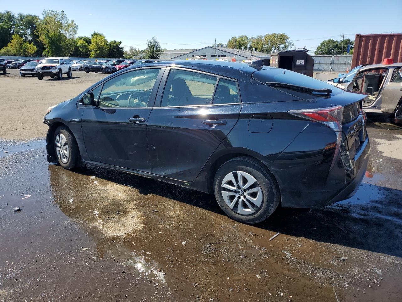 2016 Toyota Prius - Image 2