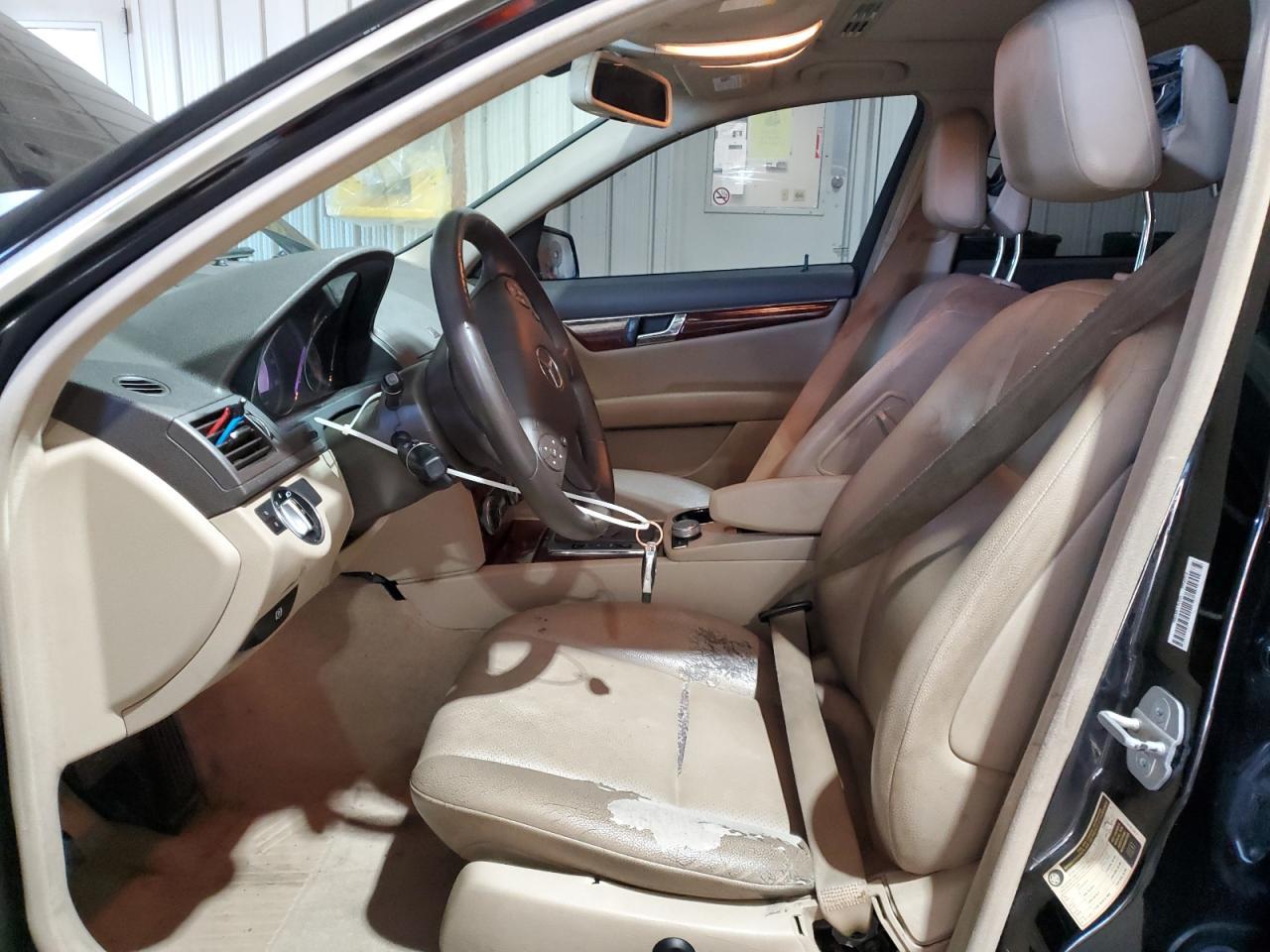 2011 Mercedes-Benz C 300 4Matic - Фото 7