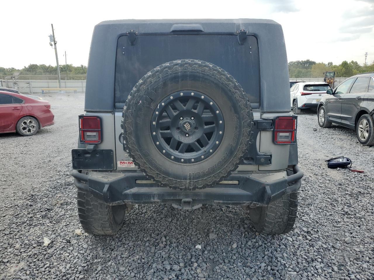 2013 Jeep Wrangler Unlimited Sport - Фото 6