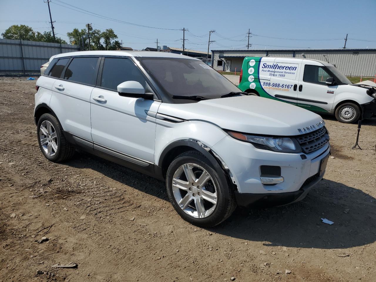 2015 Land Rover Range Rover Evoque Pure Plus - Image 4