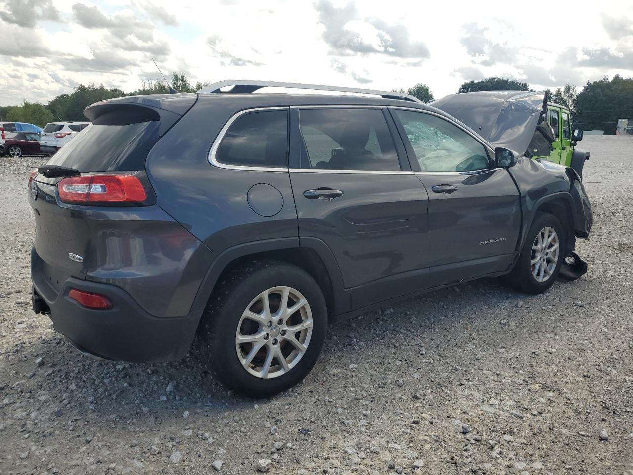 2015 Jeep Cherokee Latitude - Фото 3