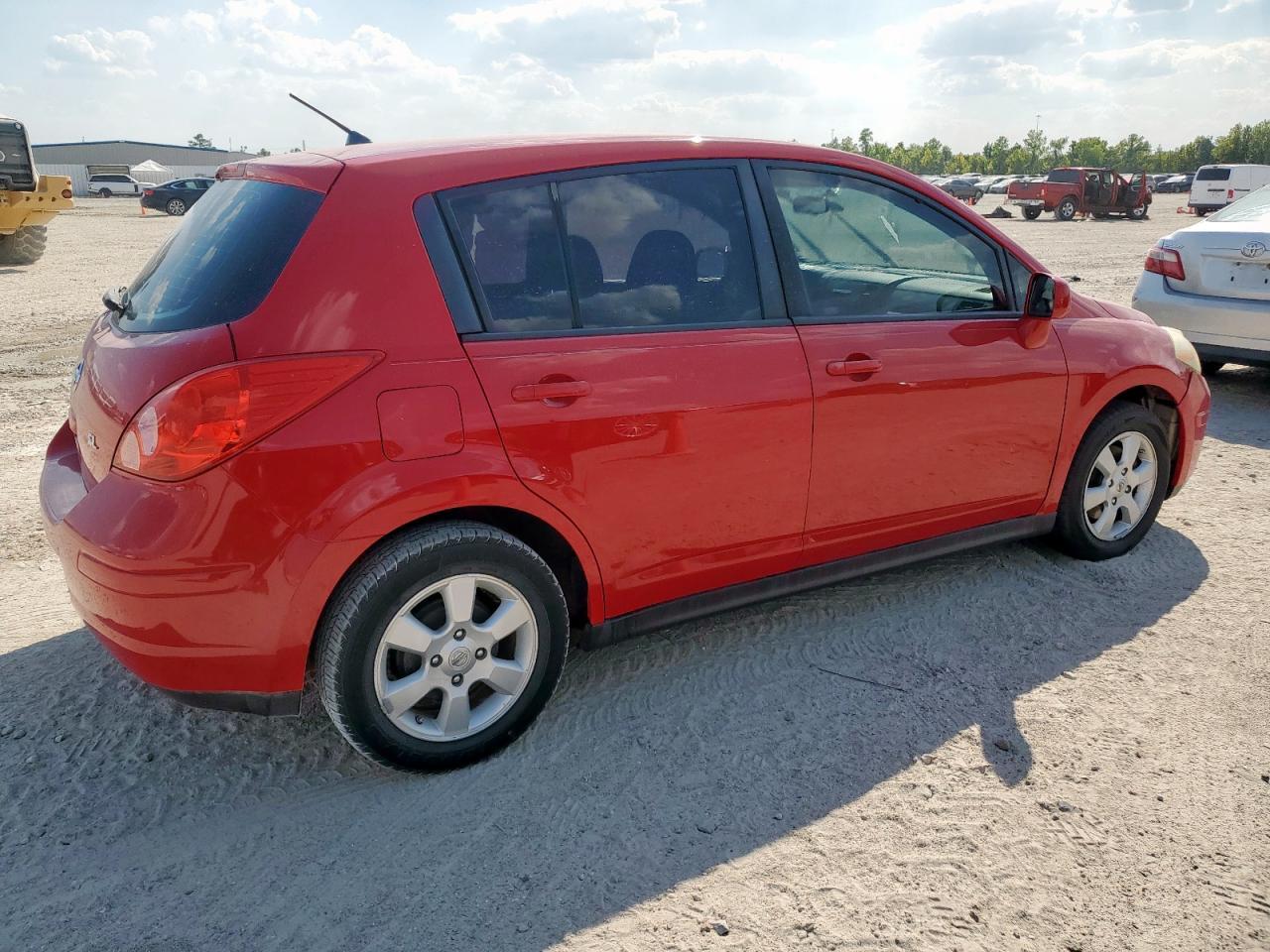 2009 Nissan Versa S - Image 3