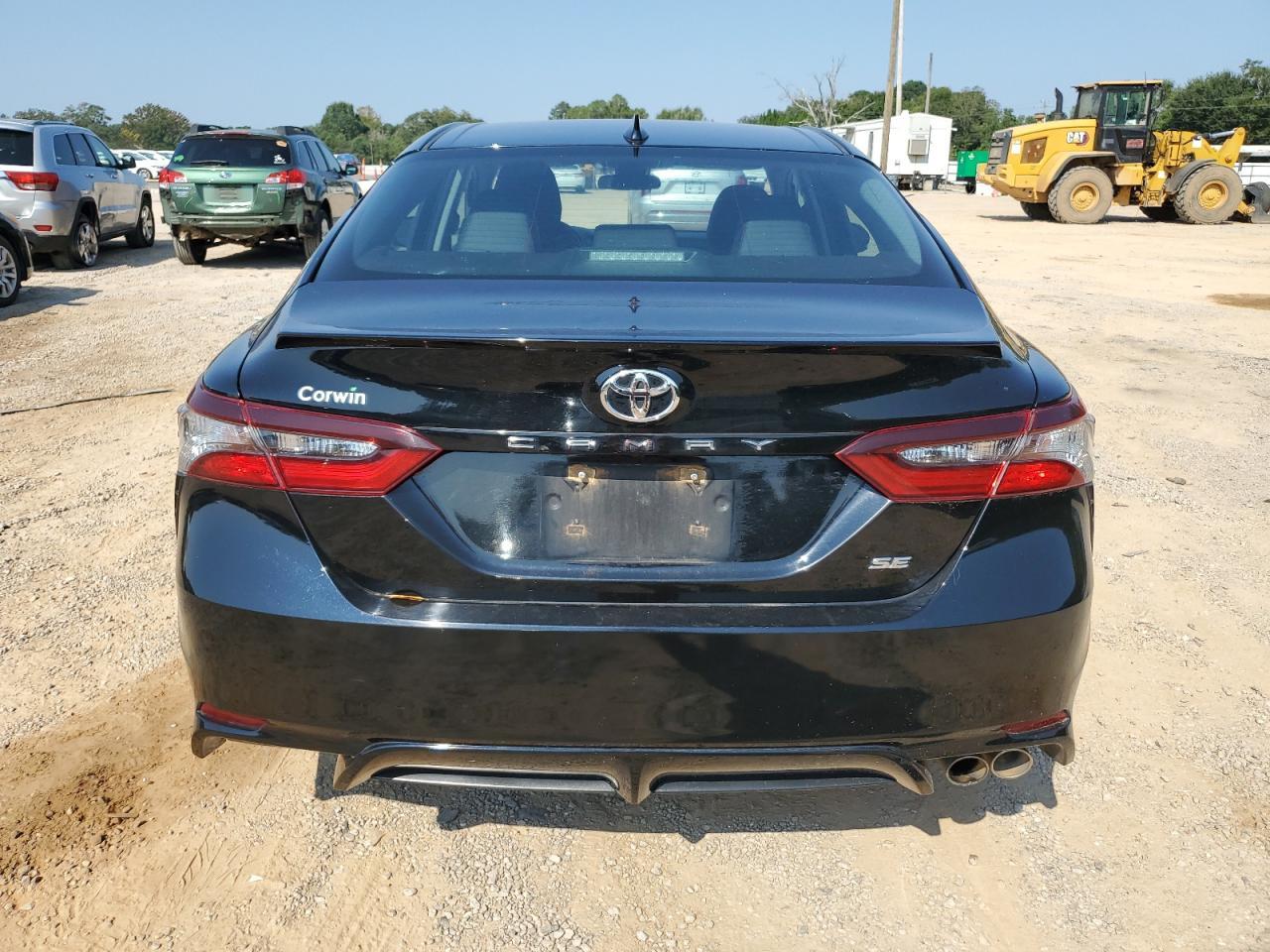 2021 Toyota Camry Se - Фото 6