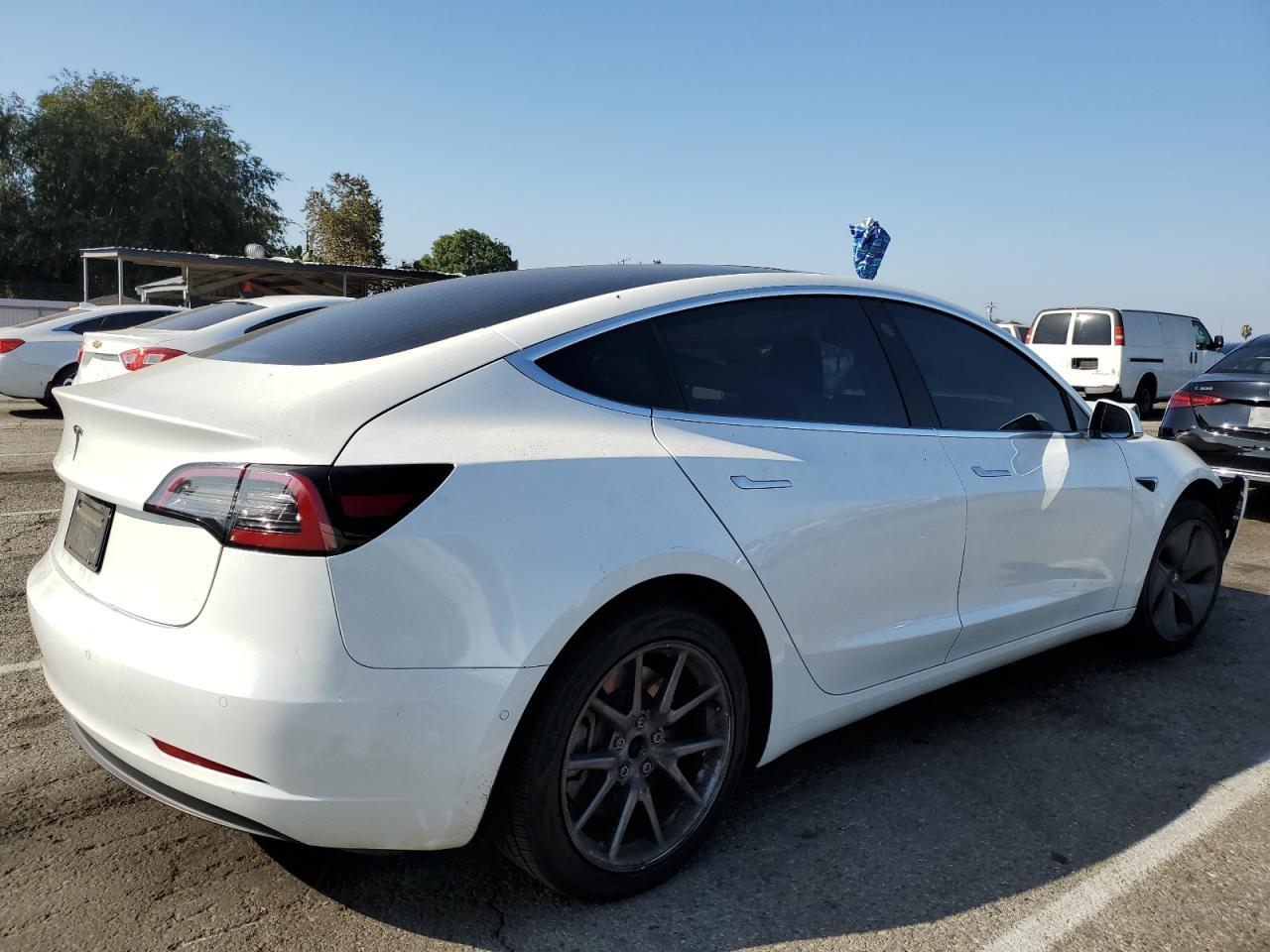 2020 Tesla Model 3 - Image 3