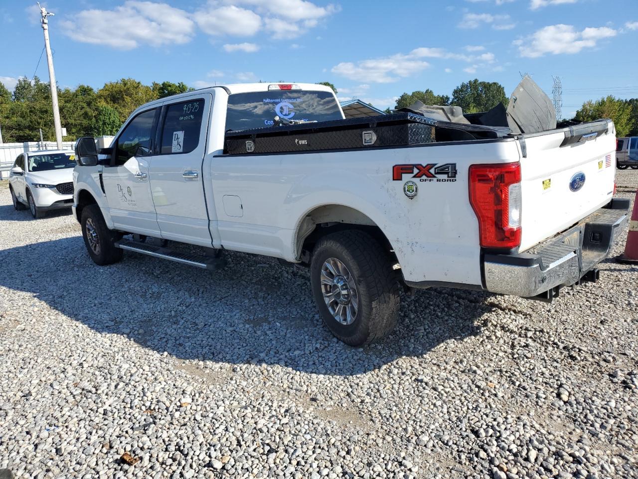 2019 Ford F250 Super Duty - Image 2