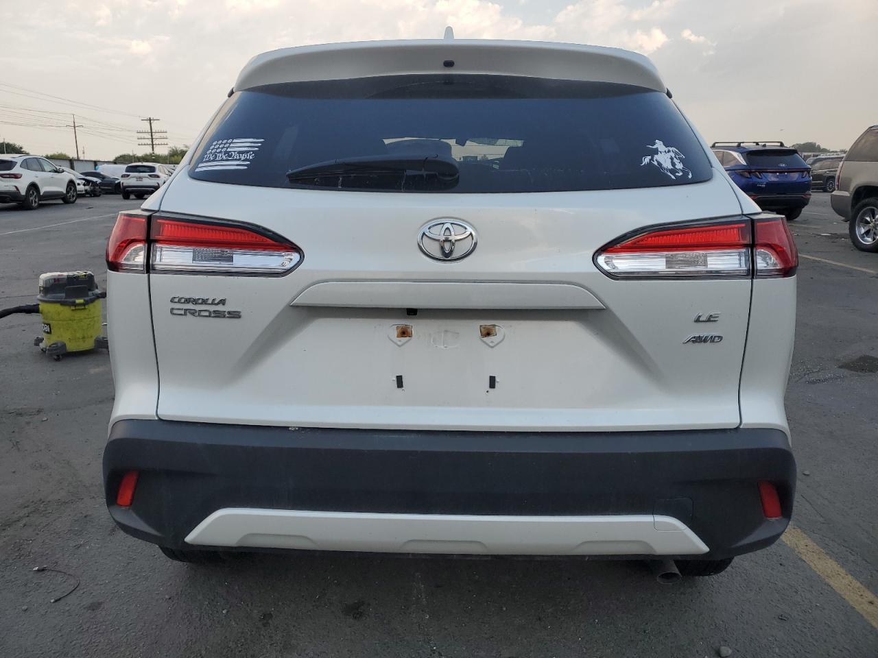 2023 Toyota Corolla Cross Le - Фото 6