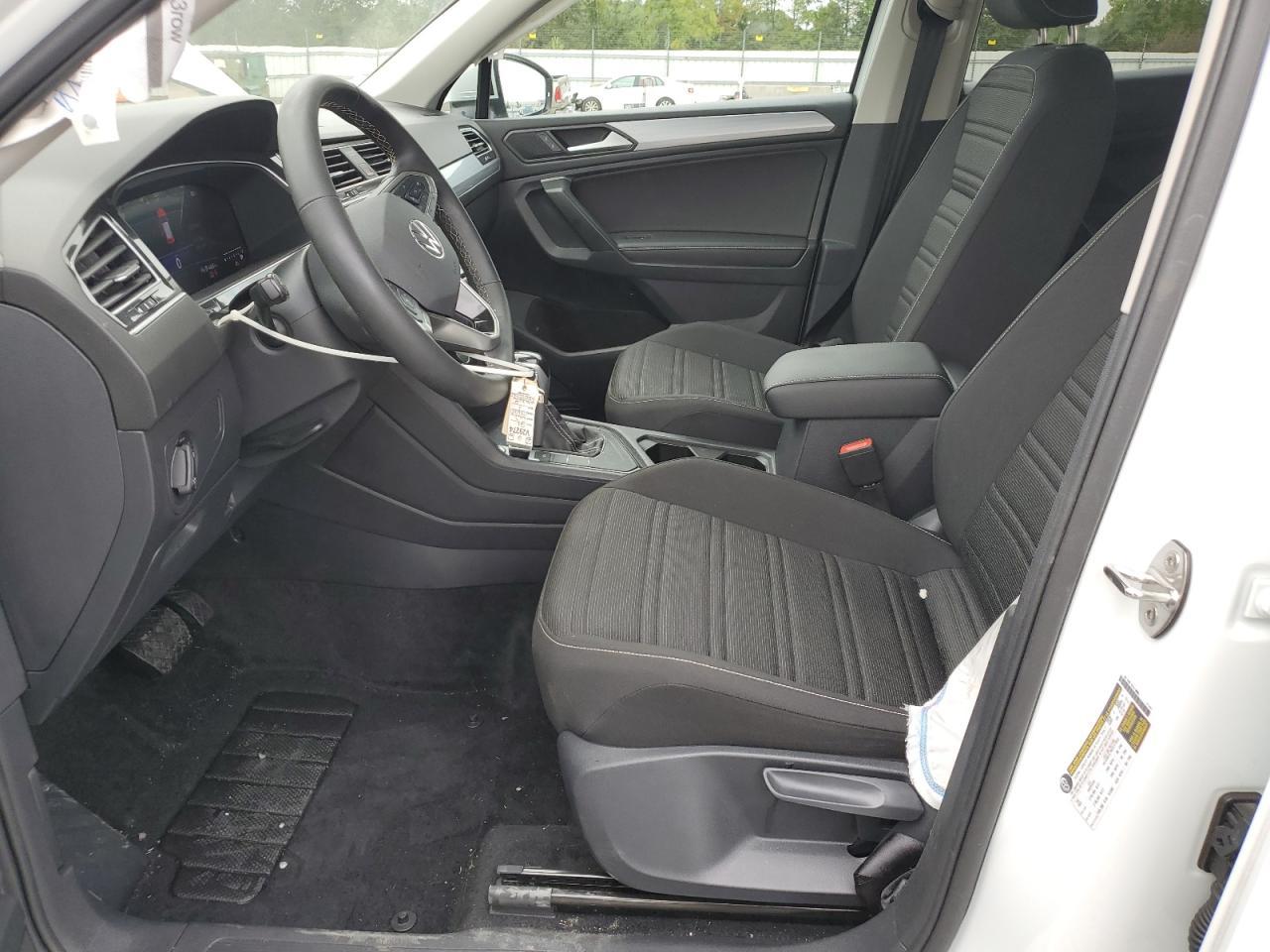 2024 Volkswagen Tiguan S - Фото 7