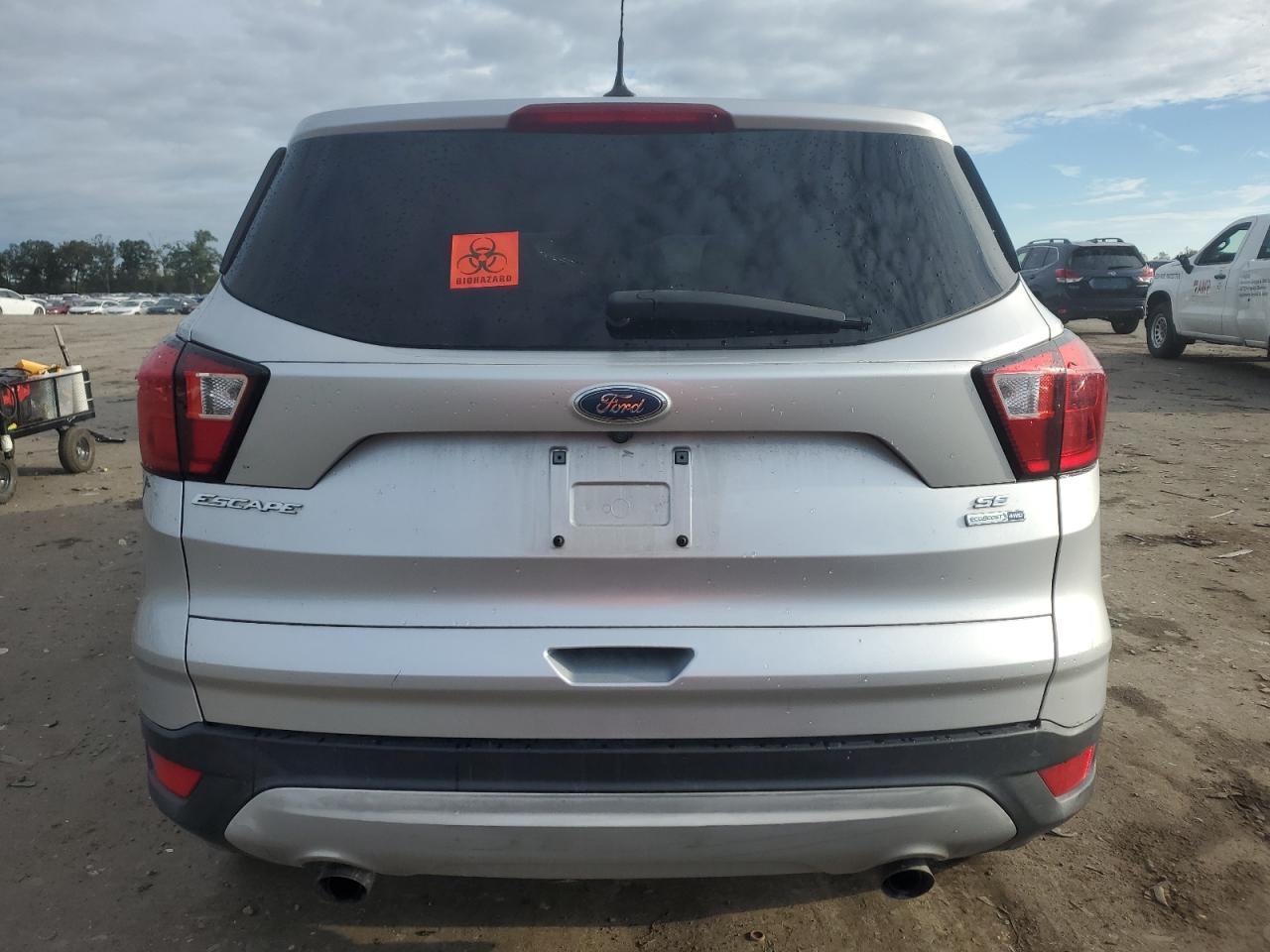 2019 Ford Escape Se - Фото 6