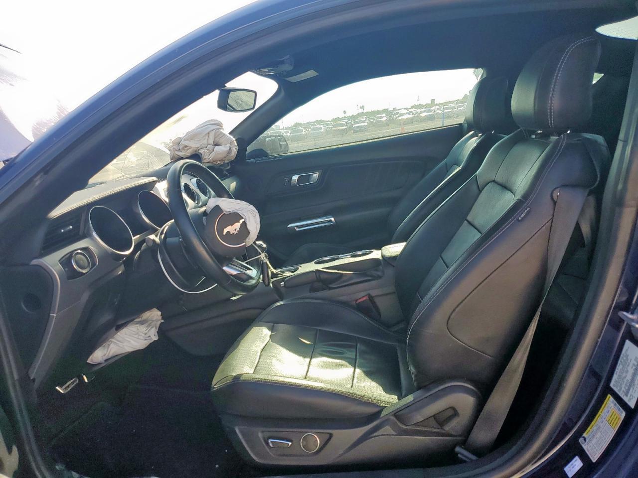 2018 Ford Mustang - Фото 7