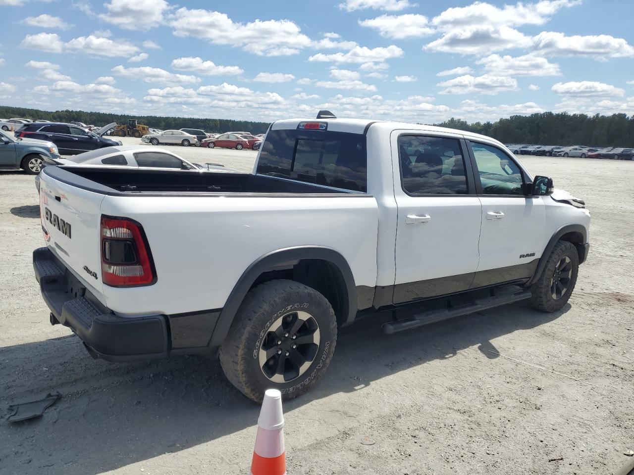 2019 Ram 1500 Rebel - Фото 3