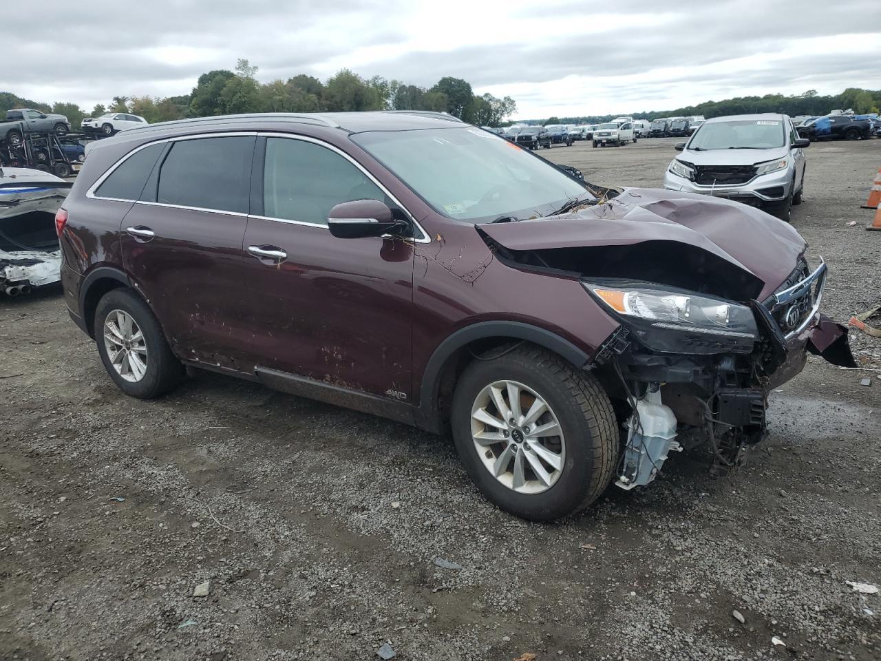 2019 Kia Sorento L - Image 4