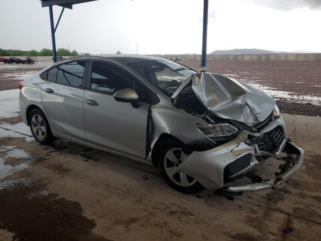 2017 Chevrolet Cruze Ls - Фото 4