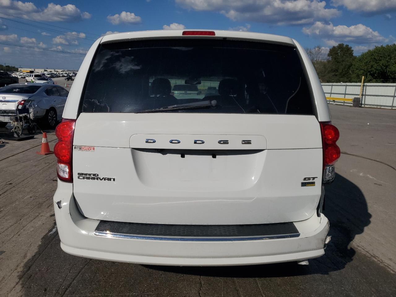 2019 Dodge Grand Caravan Gt - Image 6