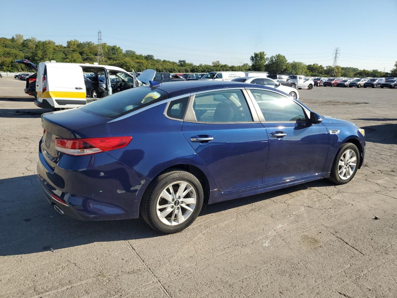 2018 Kia Optima Lx - Image 3