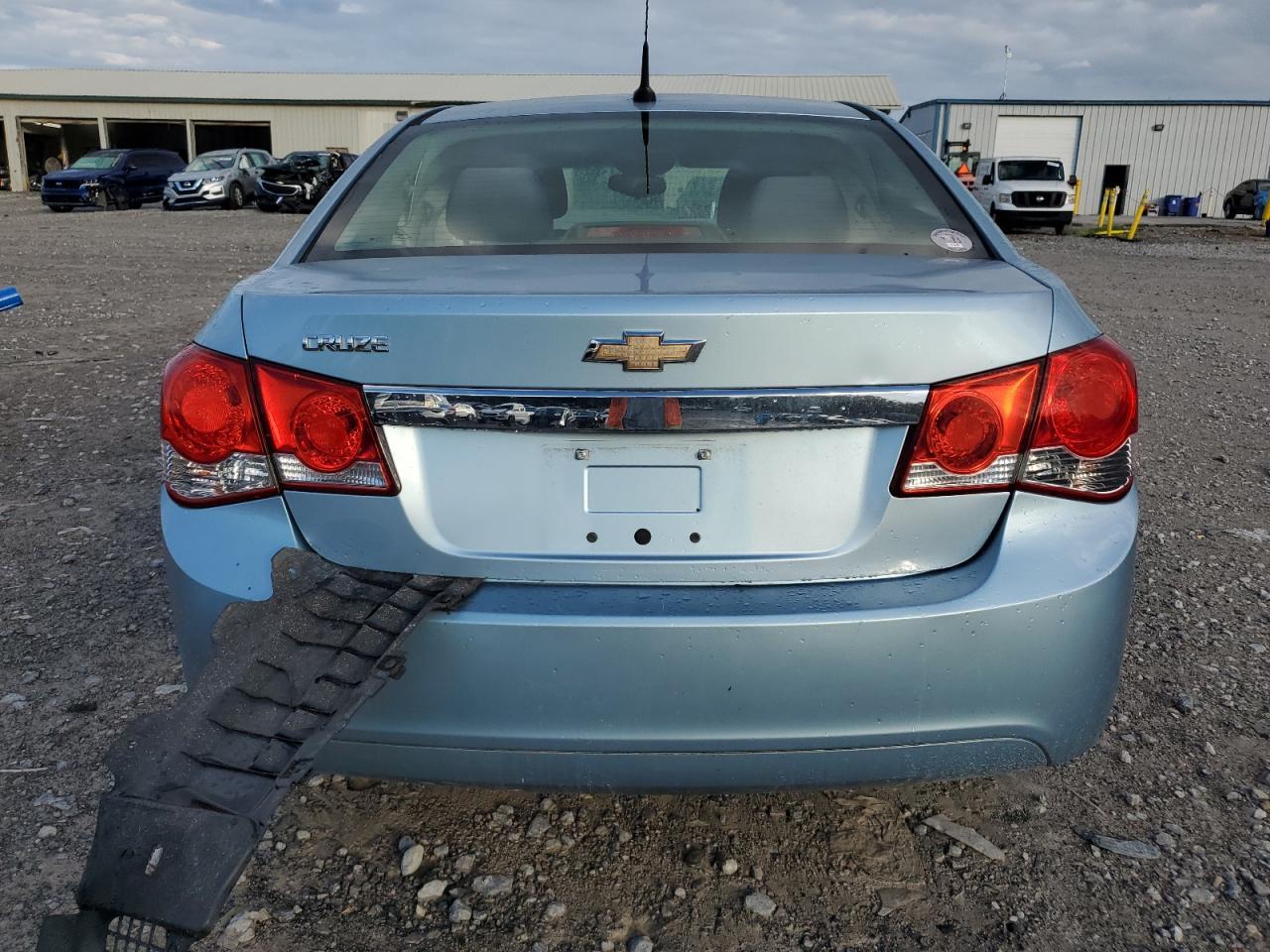 2011 Chevrolet Cruze Ls - Image 6