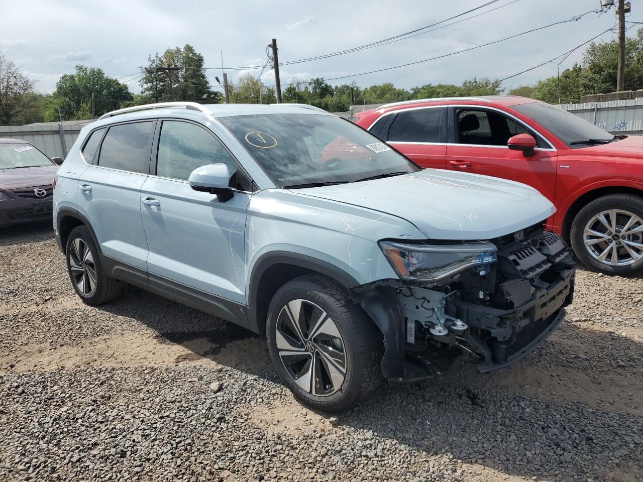 2025 Volkswagen Taos Se - Image 4