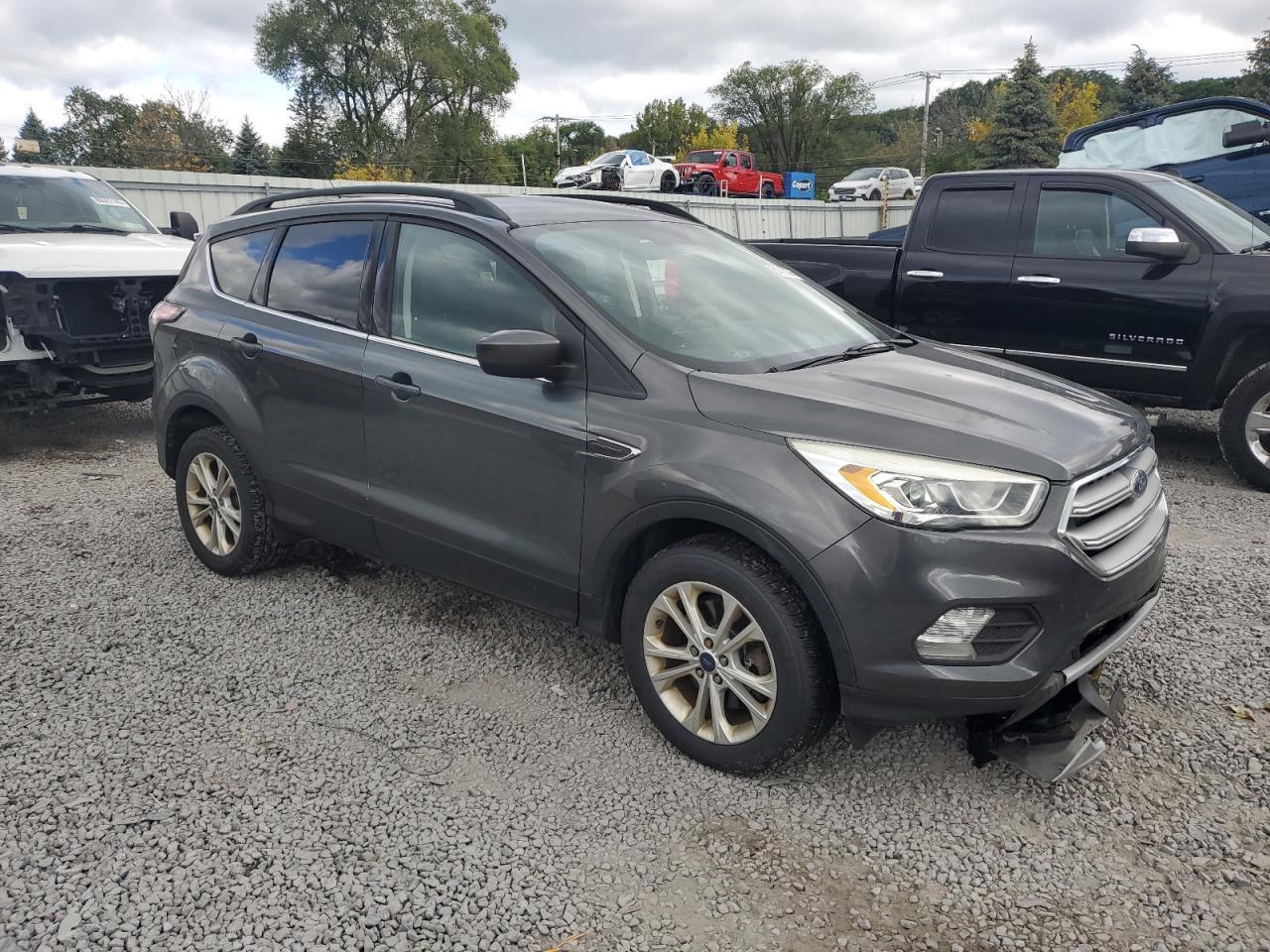 2017 Ford Escape Se - Image 4