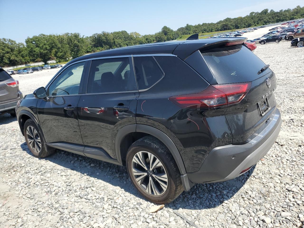 2023 Nissan Rogue Sv - Image 2
