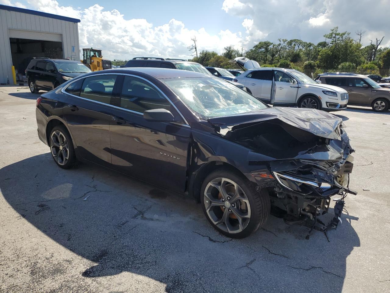 2020 Chevrolet Malibu Lt - Image 4