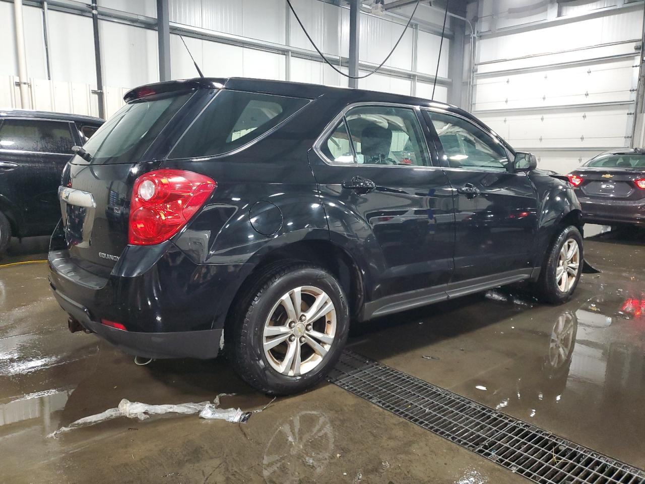 2012 Chevrolet Equinox Ls - Image 3