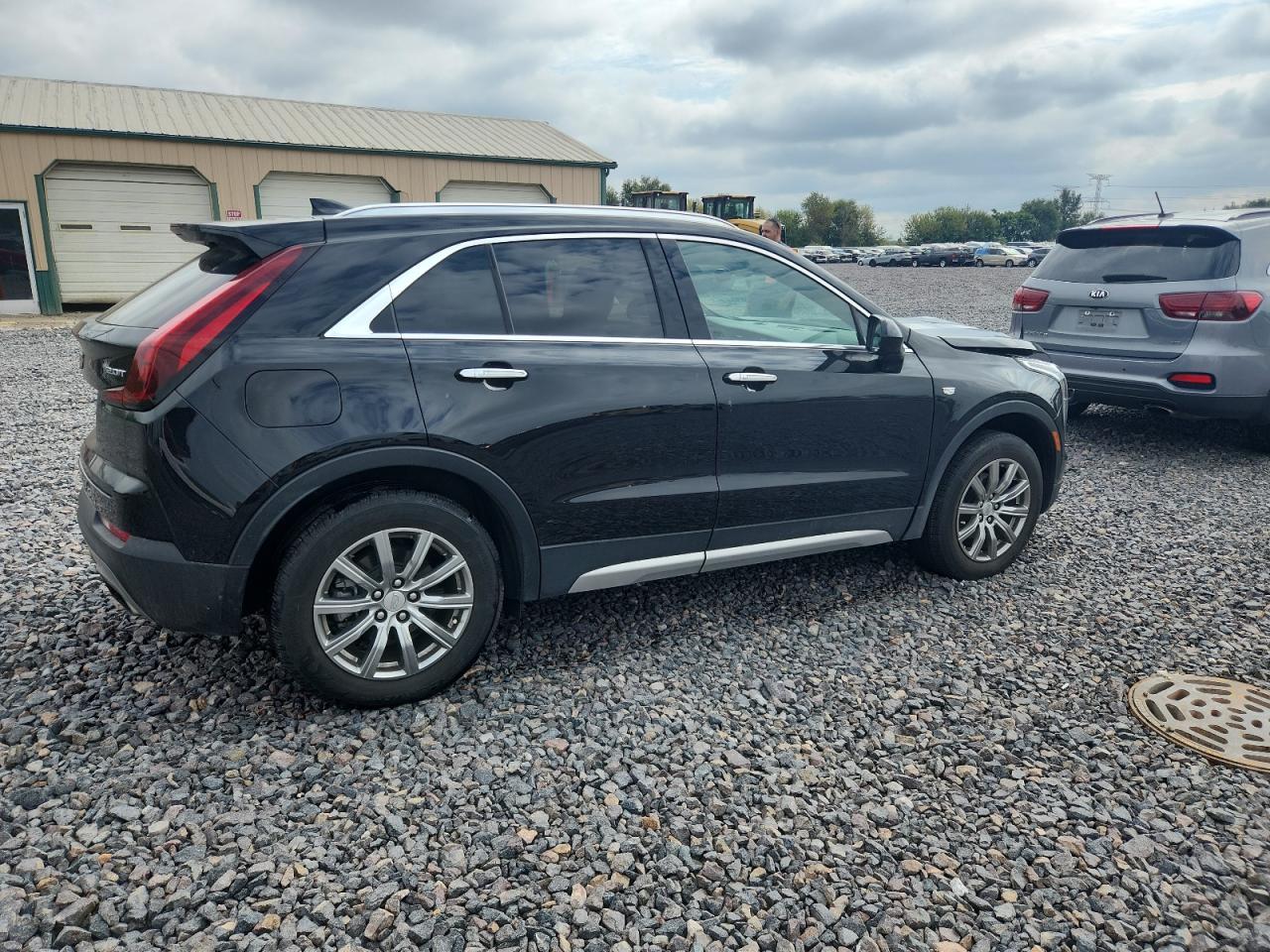 2019 Cadillac Xt4 Premium Luxury - Image 3