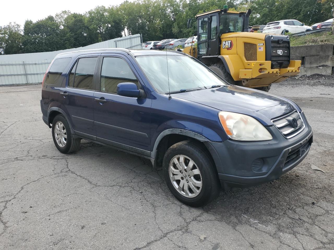 2005 Honda Cr-V - Image 4