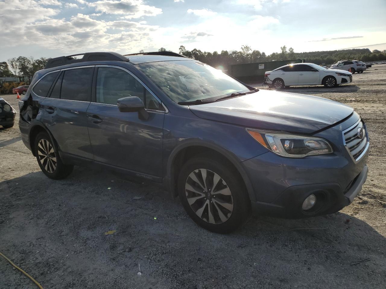 2015 Subaru Outback 3.6R Limited - Фото 4