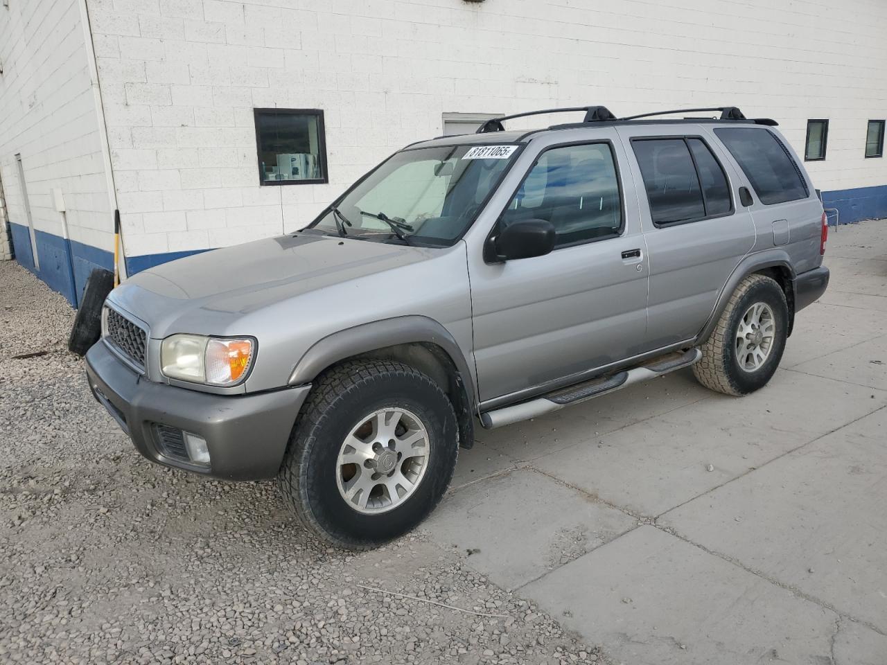2001 Nissan Pathfinder Le
