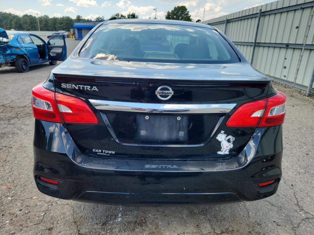 2018 Nissan Sentra S - Фото 6