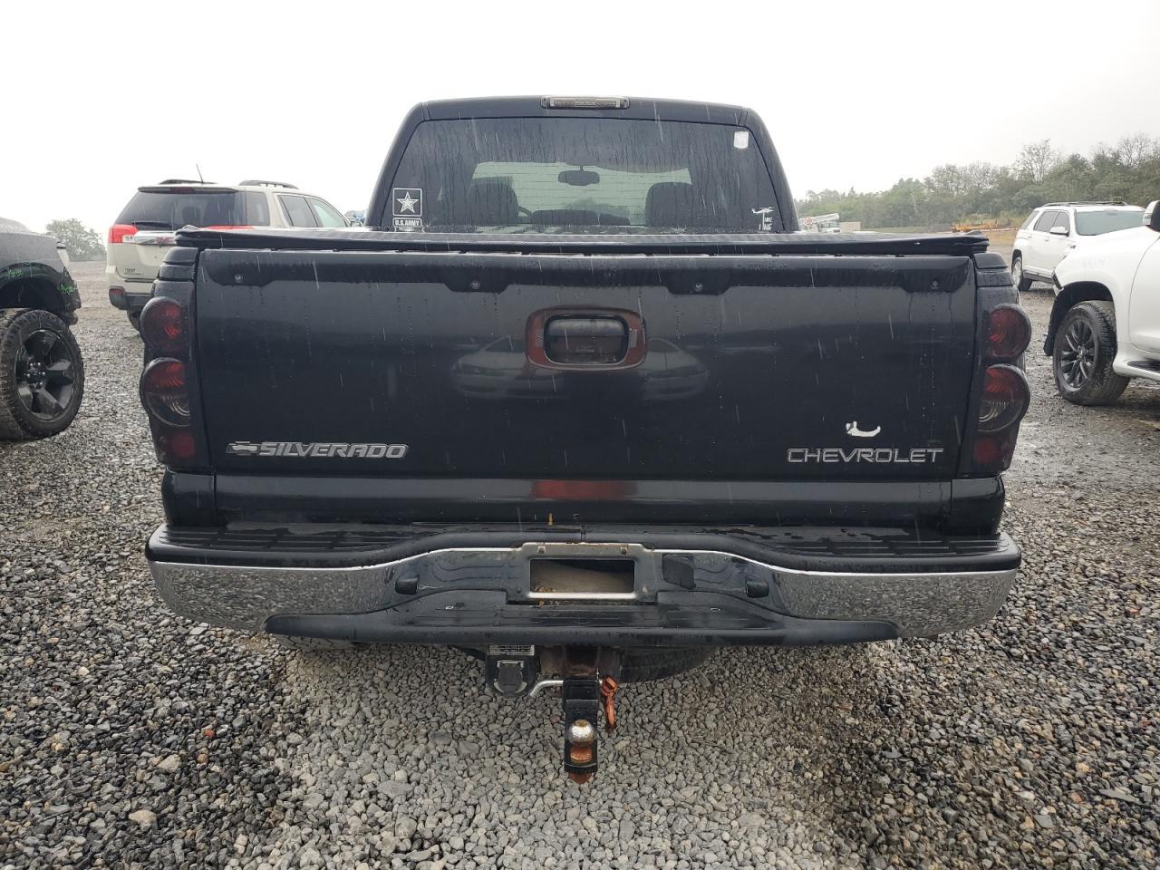 2004 Chevrolet Silverado K1500 - Image 6