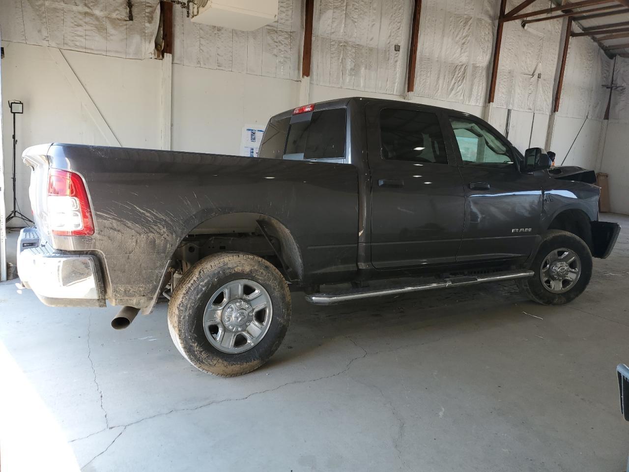2022 Ram 2500 Tradesman - Image 3