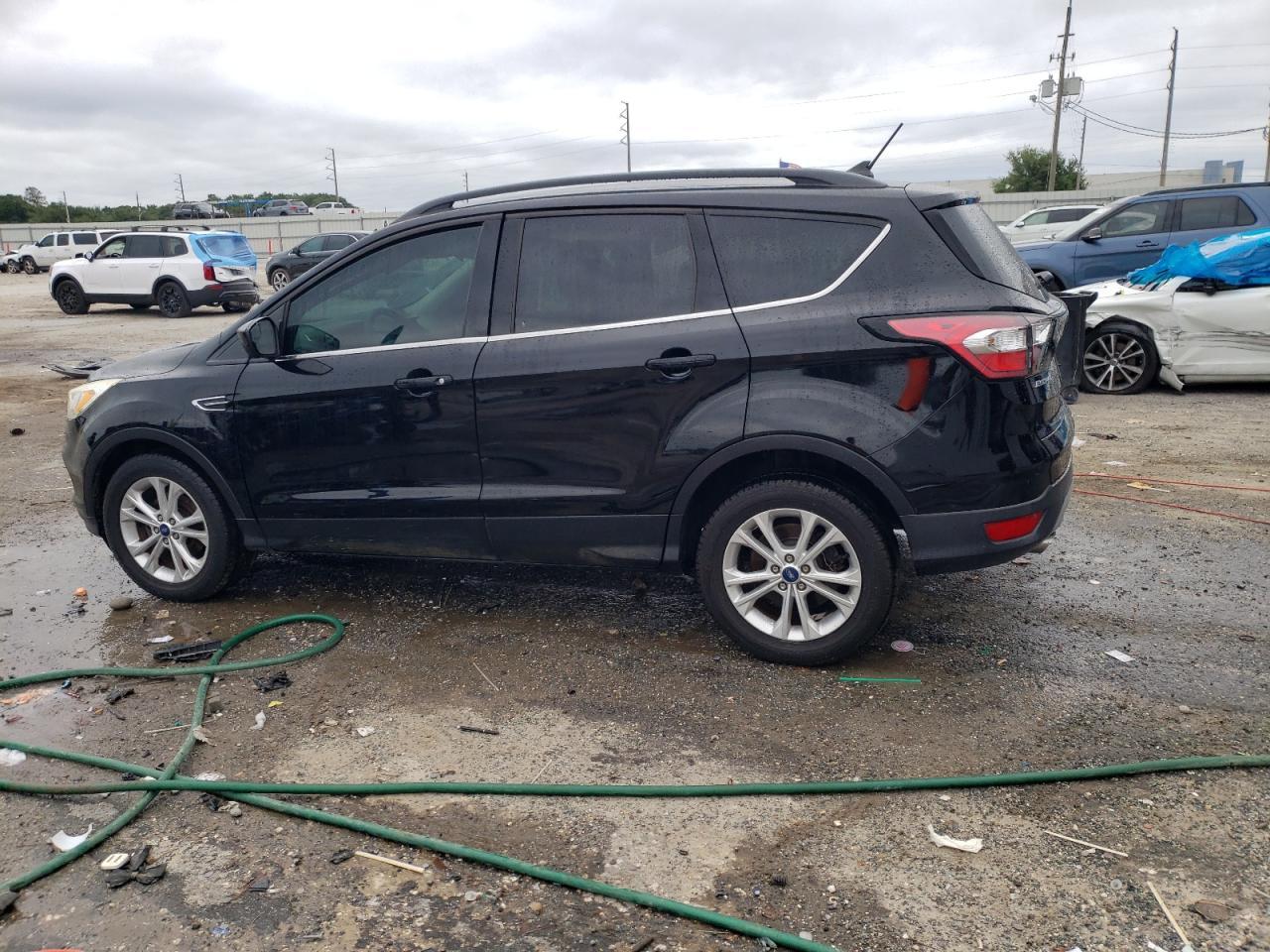 2018 Ford Escape Se - Фото 2