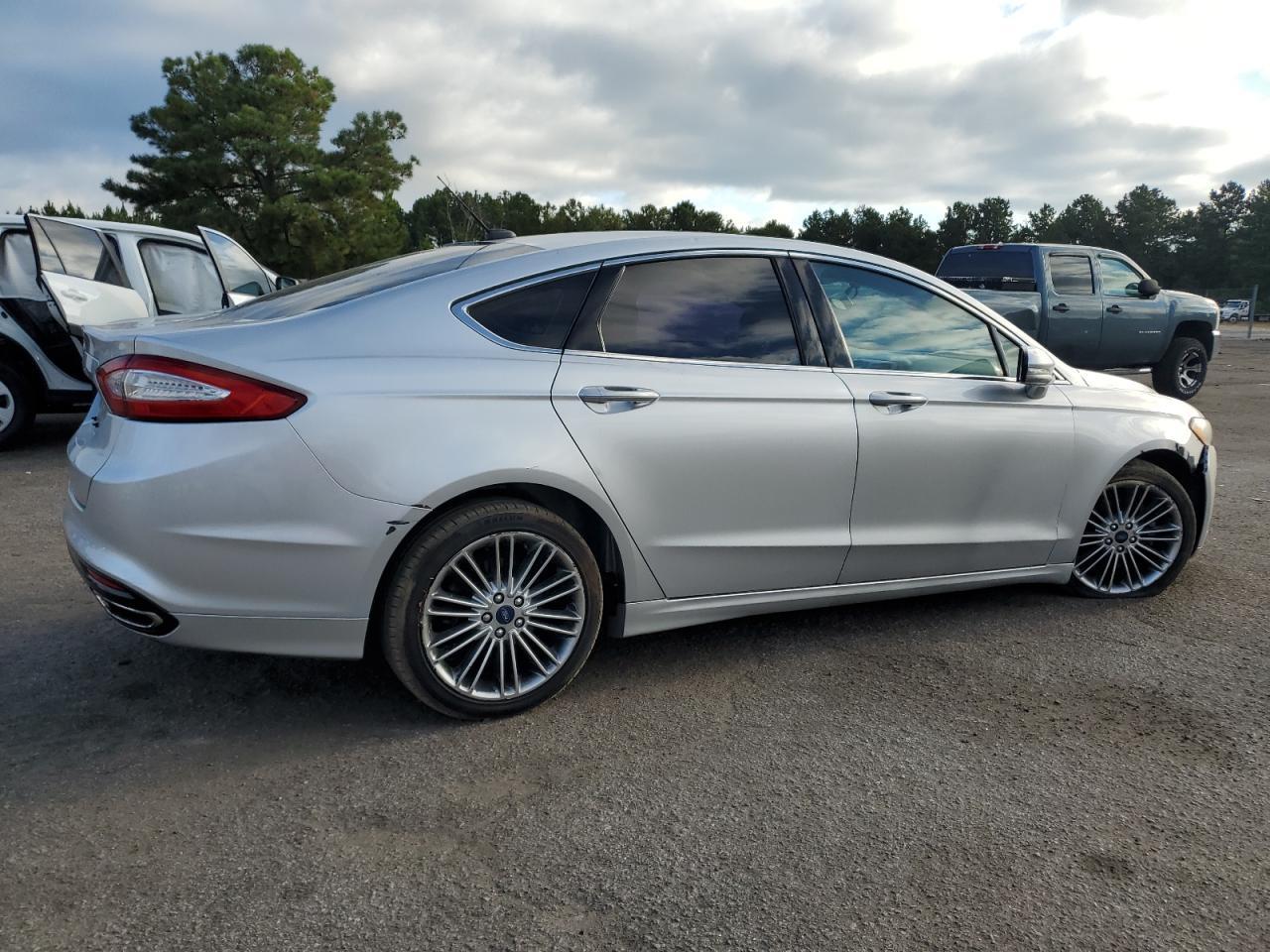 2013 Ford Fusion Se - Фото 3
