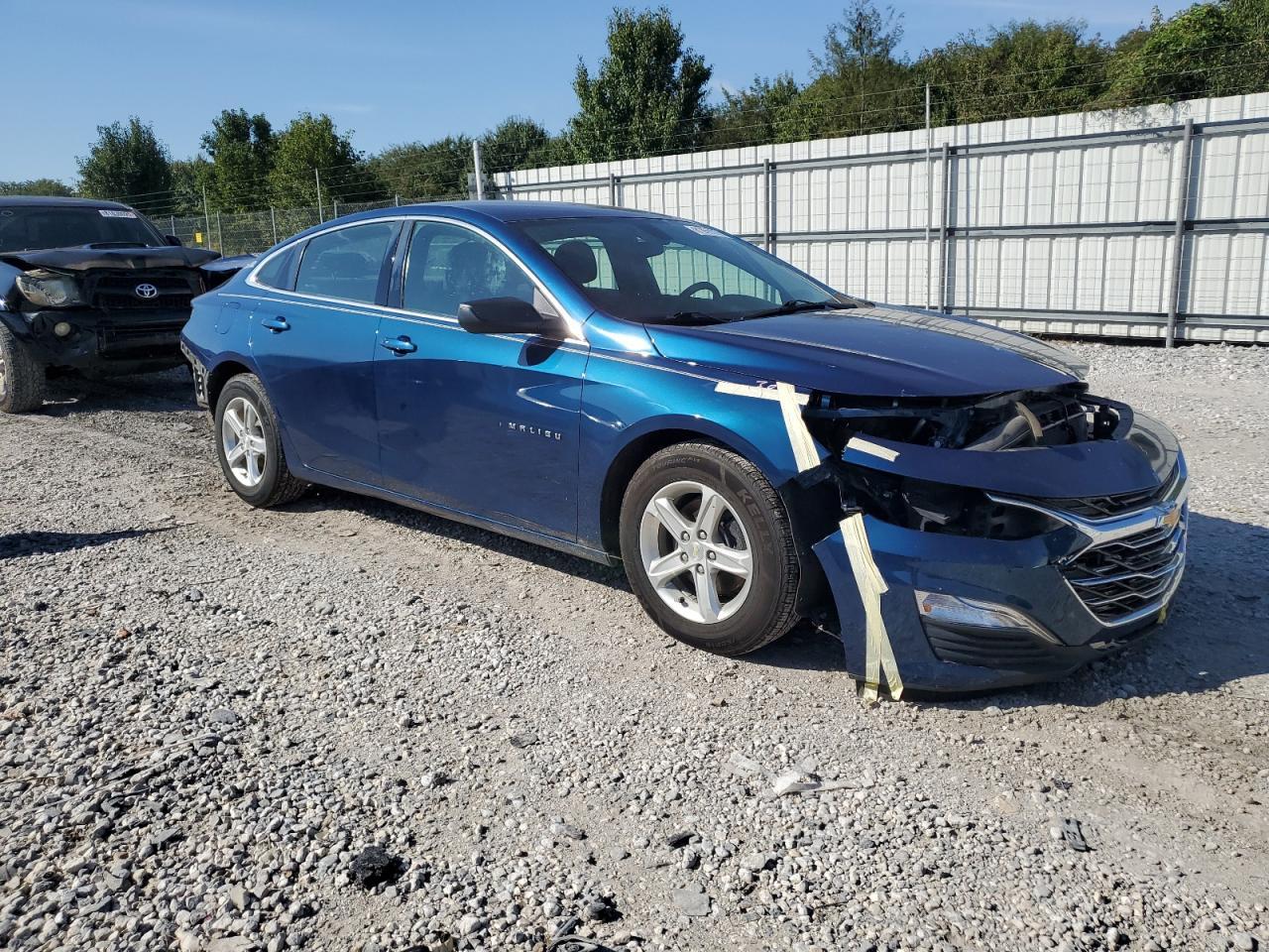 2019 Chevrolet Malibu Ls - Image 4
