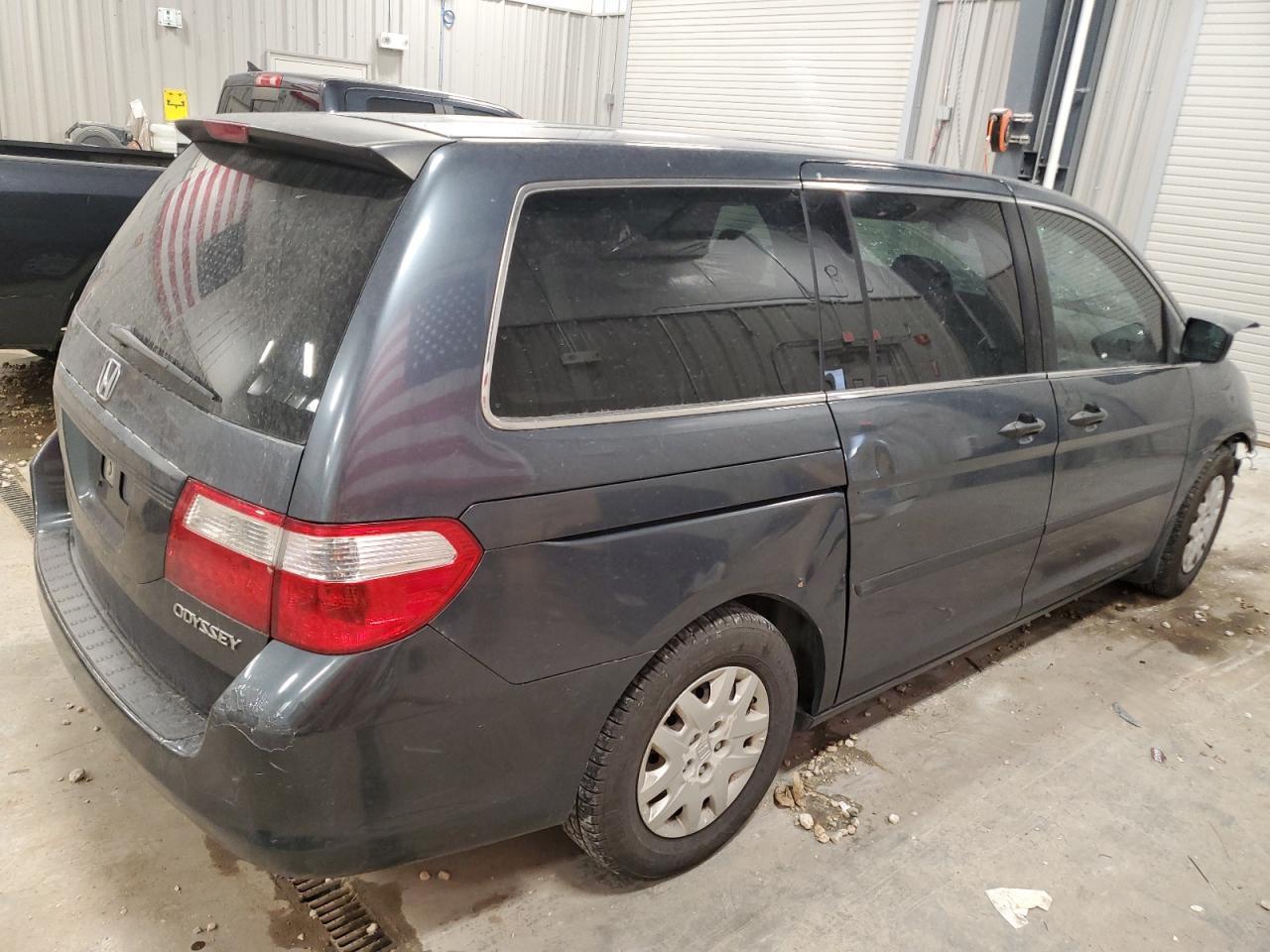 2005 Honda Odyssey Lx - Image 3
