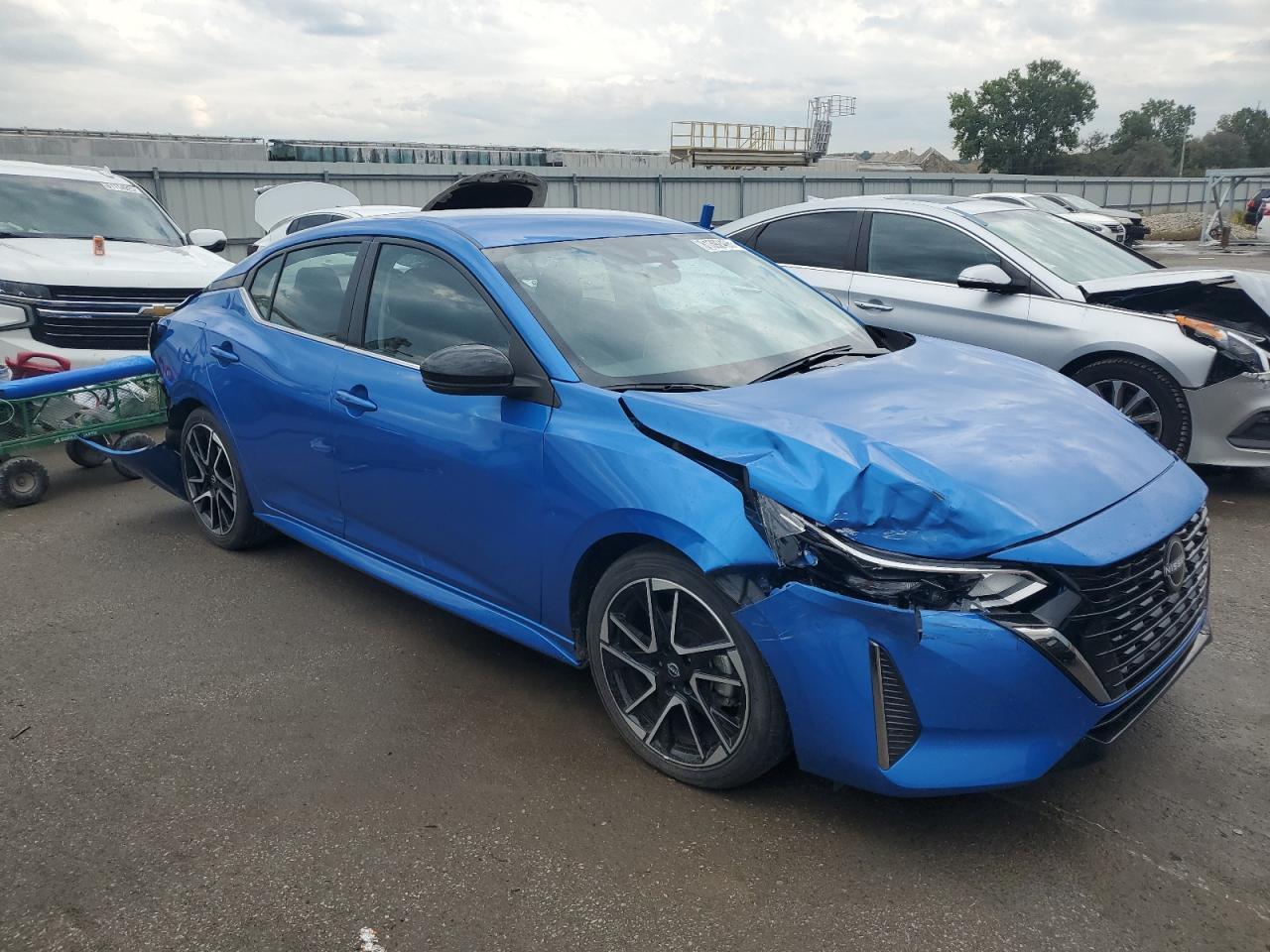 2025 Nissan Sentra Sr - Image 4