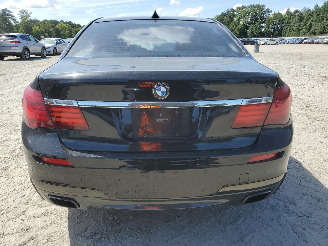 2013 BMW 740 I - Фото 6