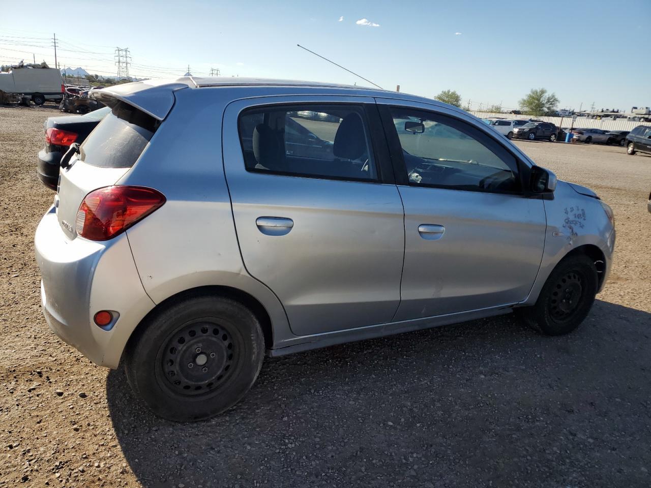 2014 Mitsubishi Mirage De - Image 3