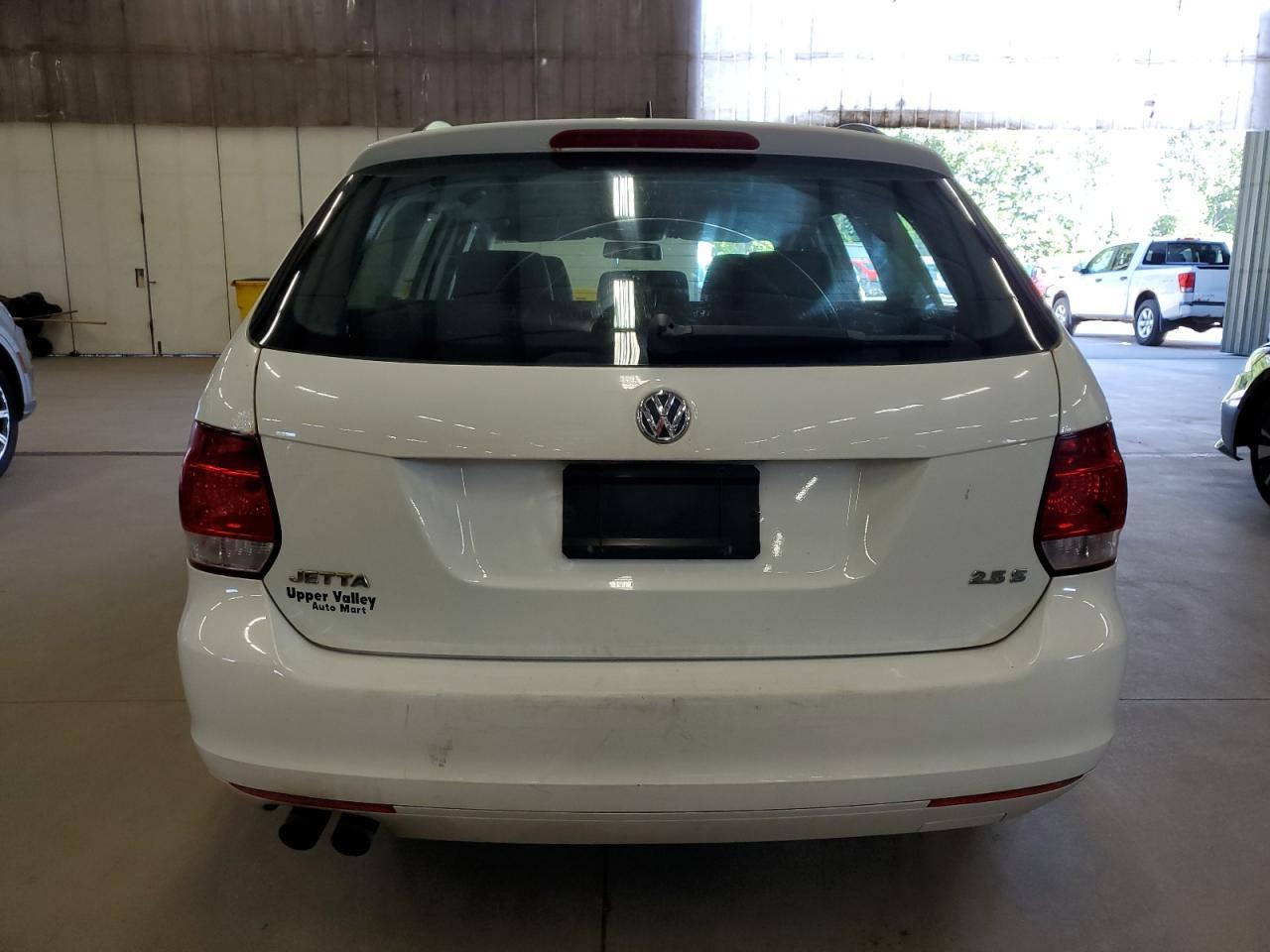 2011 Volkswagen Jetta S - Фото 6