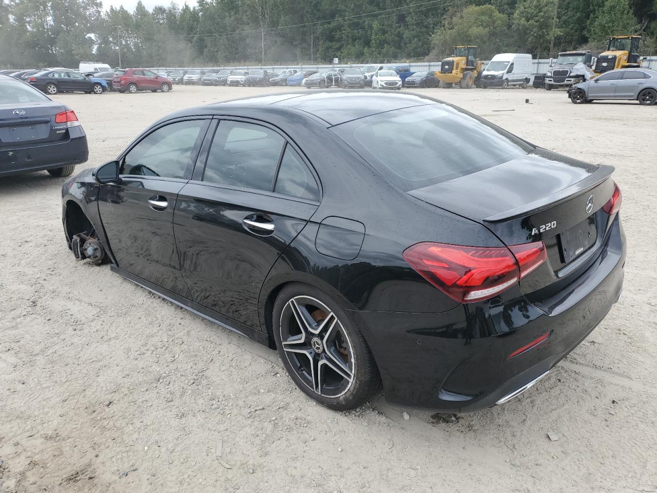 2019 Mercedes-Benz A 220 - Фото 2
