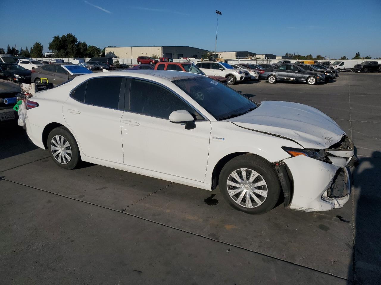 2019 Toyota Camry Le - Фото 4