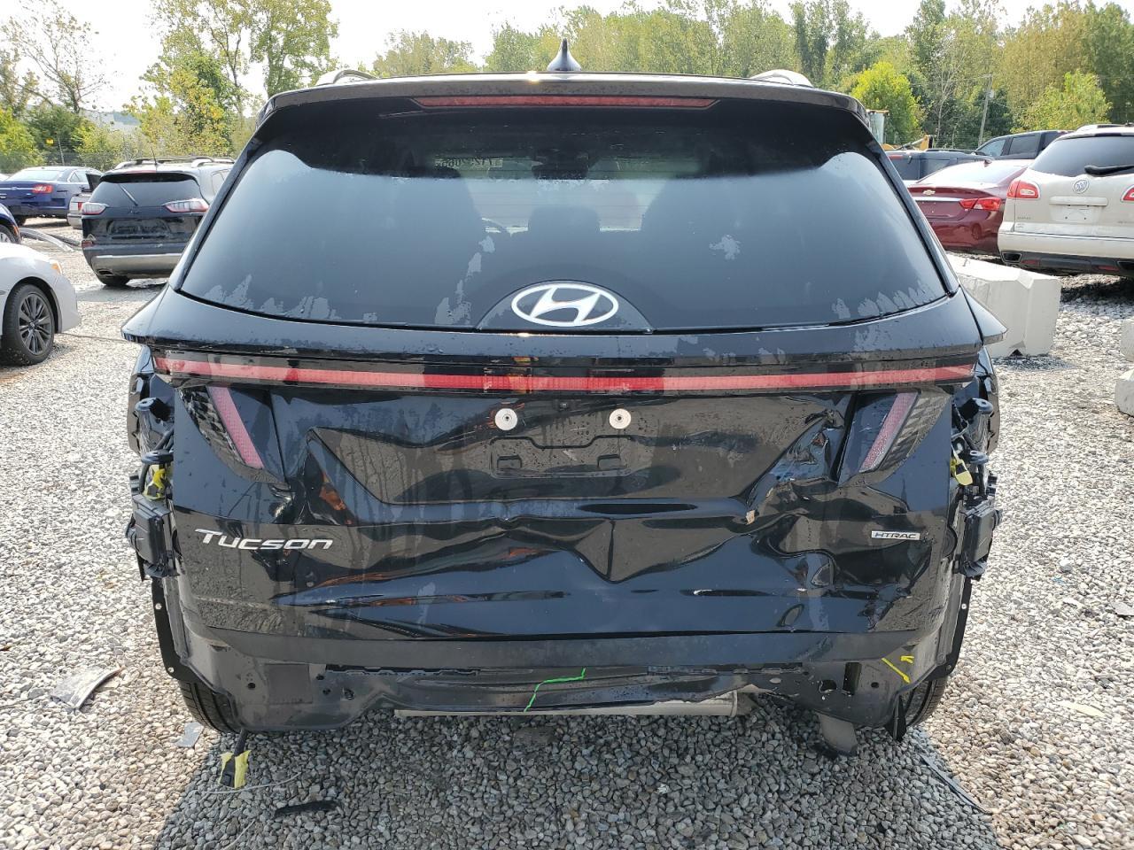 2022 Hyundai Tucson Limited - Image 6