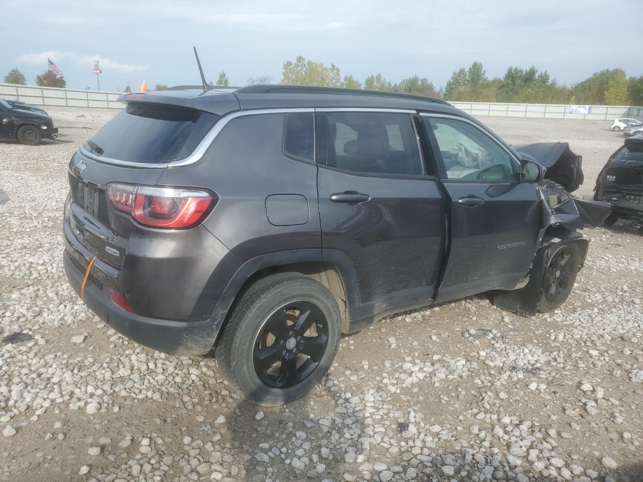 2018 Jeep Compass Latitude - Фото 3