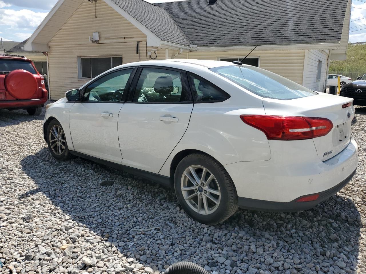 2016 Ford Focus Se - Фото 2