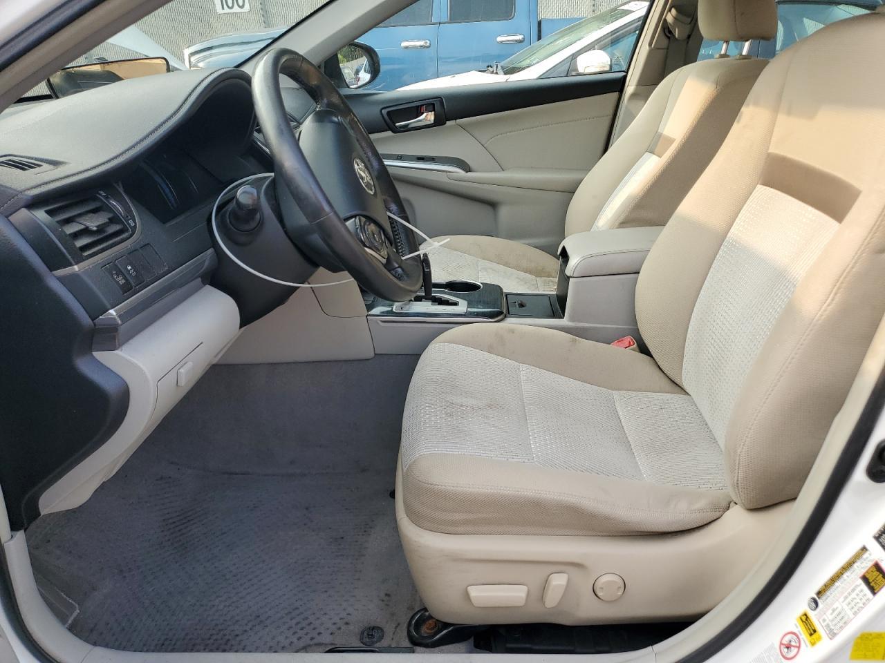 2014 Toyota Camry Hybrid - Фото 7