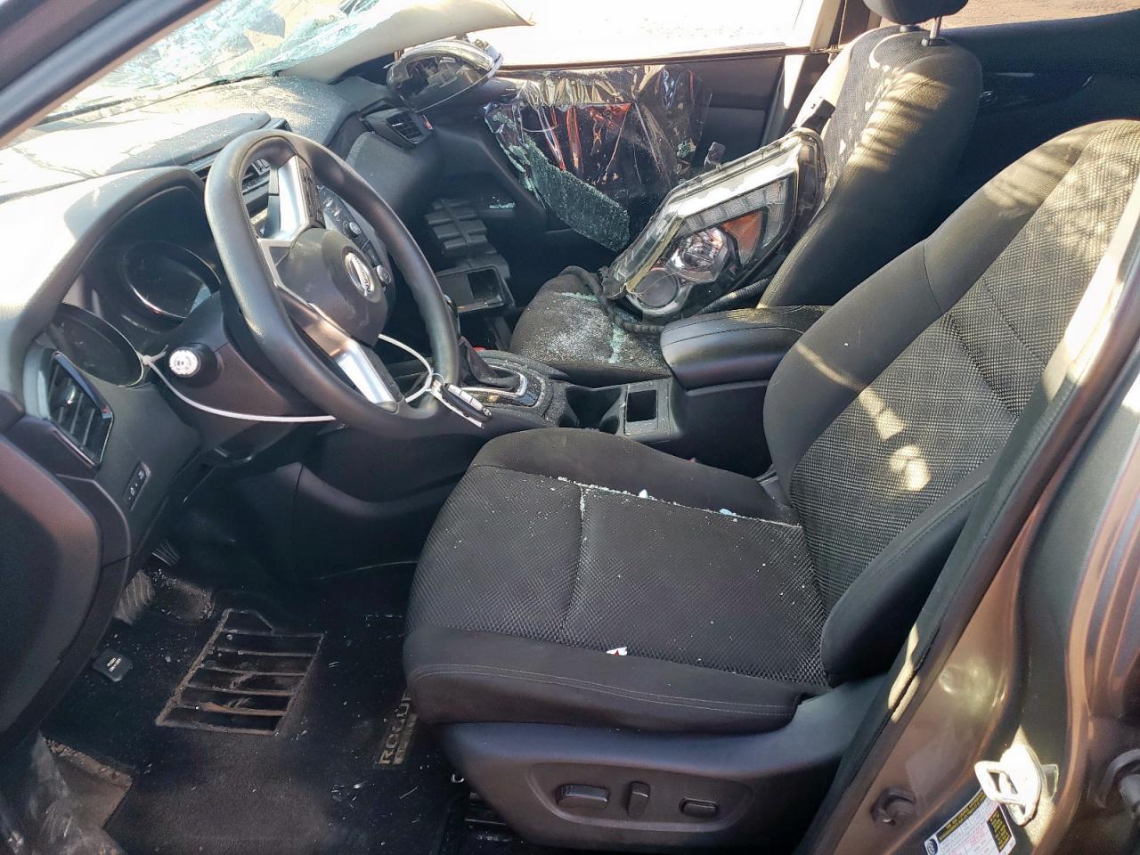 2018 Nissan Rogue Sport S - Image 7